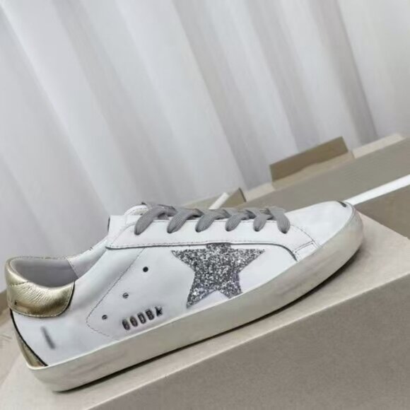 Iconic White Sneakers with Sparkling Star Design - Picture 3 of 6